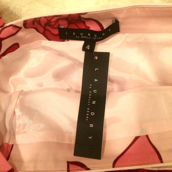 NWT Pink Floral Rose Print Dress - Picture 8 of 8